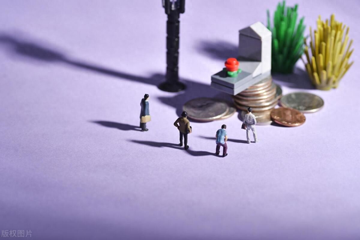 股指期货交割日操作_期货锁单技巧_股指期货滚仓换月策略