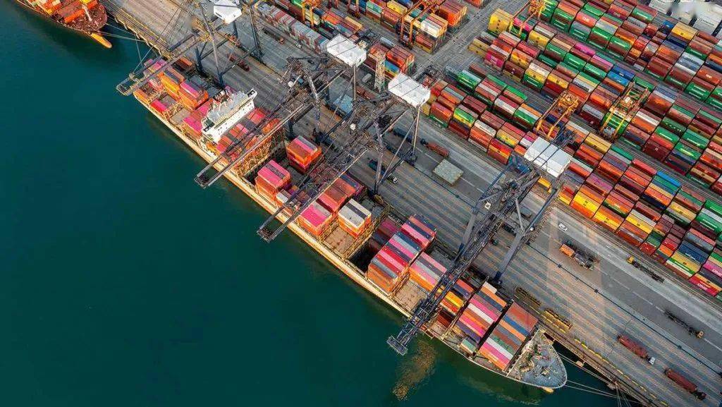 FOB贸易术语解释_CIF贸易术语解释_期货报价含税吗