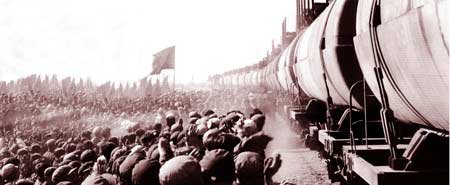 第一列“油龙”始发