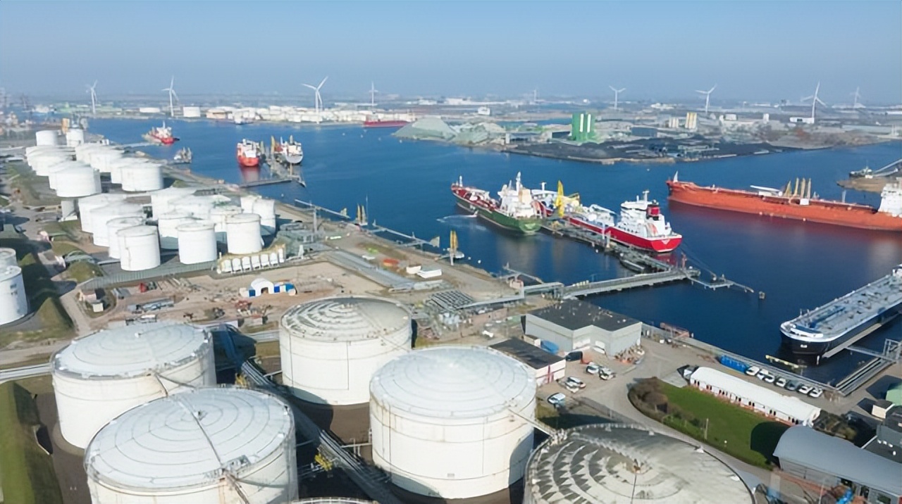 中国战略石油储备_全球能源博弈_原油长输站