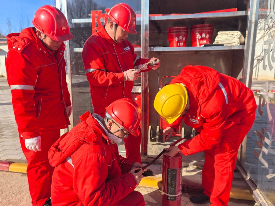 中国石油长庆油田输油二处庆咸作业区_党建引领高质量发展_原油长输站