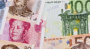 中国央行采取宽松政策 人民币兑美元强劲上涨