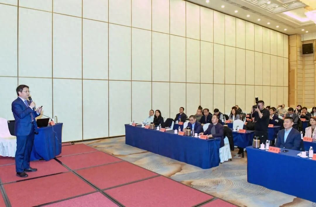 资本市场发展机遇_2026年证券市场热点方向_证券投资咨询 业务(分析师)