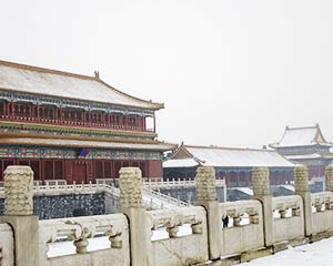 沙特宣布对也门实行为期五天的人道主义停火_国际原油指数快讯通_美元涨原油重挫3.3%