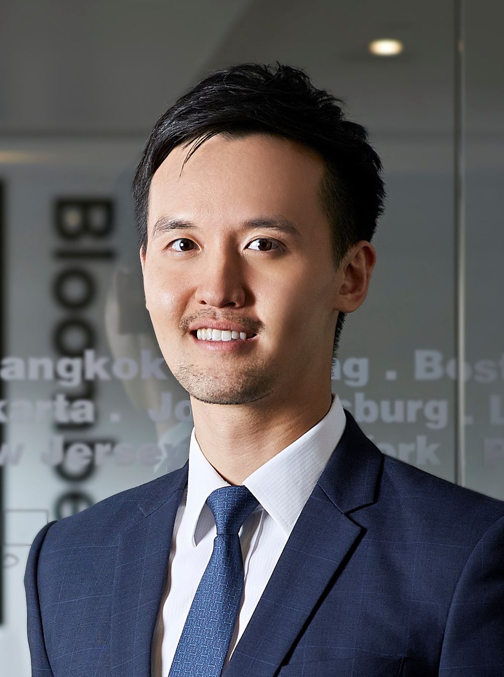 中国外汇市场将会怎样波动_日本央行10月加息预测_彭博行业研究亚洲首席外汇及利率策略师赵志轩